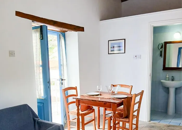 Cozy Courtyard Apartmán *